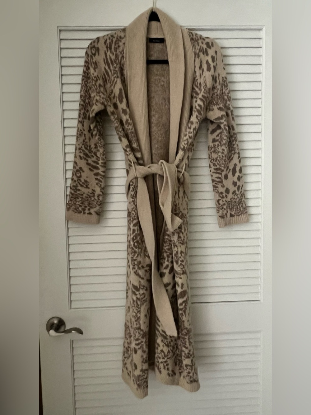 Natori Misty Leopard Cozy Knit Long Robe Cardigan Oatmeal Beige XS